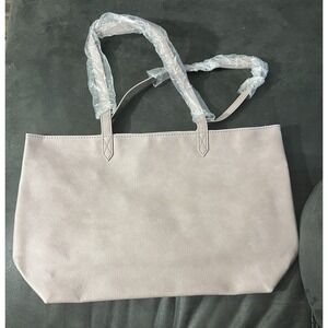 Thirty-One Women's Shoulder Bag‎ with Inner Pockets Pebbled Finish